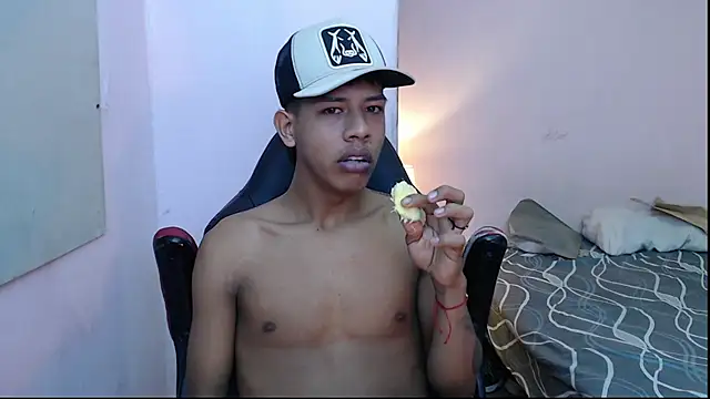 mr stiven  online show from 01-08-25, 02:25