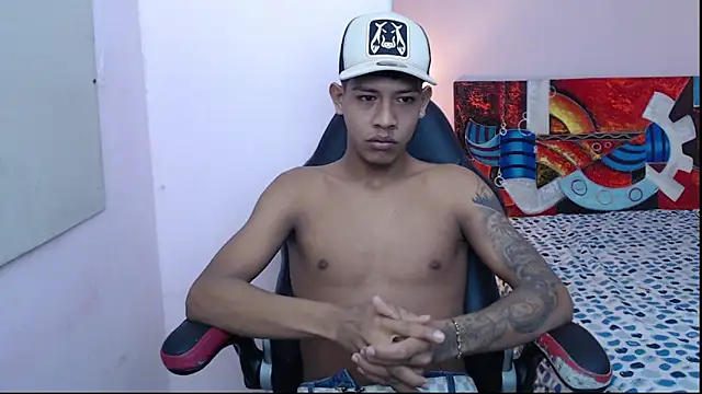 mr stiven  online show from 01-20-25, 03:37