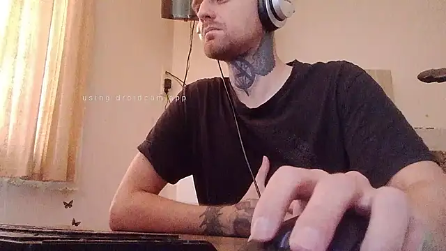 HappyZebra13 online show from 03-07-25, 08:34