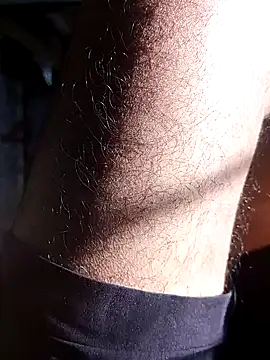 Snapshot of Smarterboytravel chatting on 02-16-25, 03:04 Smarterboytravel online show from 02-16-25, 03:04