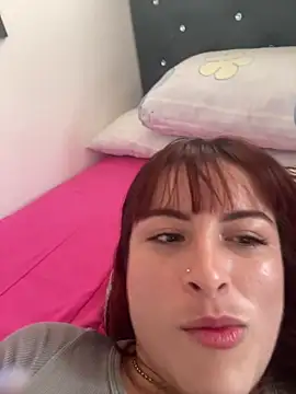 Liah ferrer online show from 04-28-26, 07:52