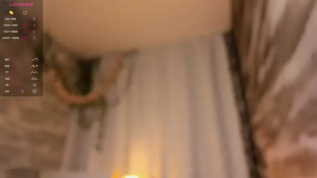 Snapshot of UdelaAllston chatting on 03-08-25, 02:08 UdelaAllston online show from 03-08-25, 02:08