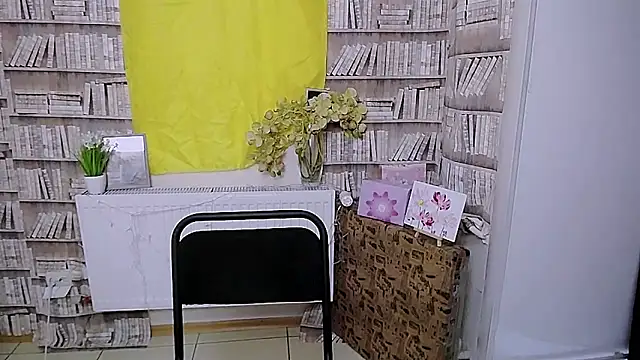 Lina Star S online show from 10-05-25, 07:17