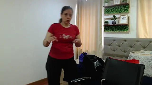 sasi luna online show from 05-13-26, 01:41