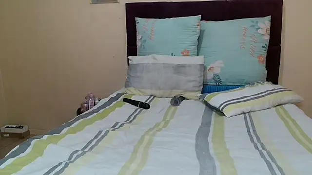 Bbw255 online show from 11-30-25, 06:39