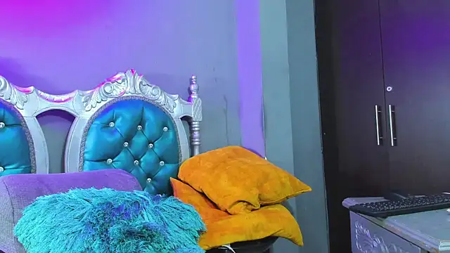 Snapshot of elizabeth_rosa21 chatting on 12-29-24, 02:17 elizabeth rosa21 online show from 12-29-24, 02:17