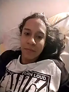 Snapshot of elizabeth_rosa21 chatting on 02-17-25, 11:44 elizabeth rosa21 online show from 02-17-25, 11:44