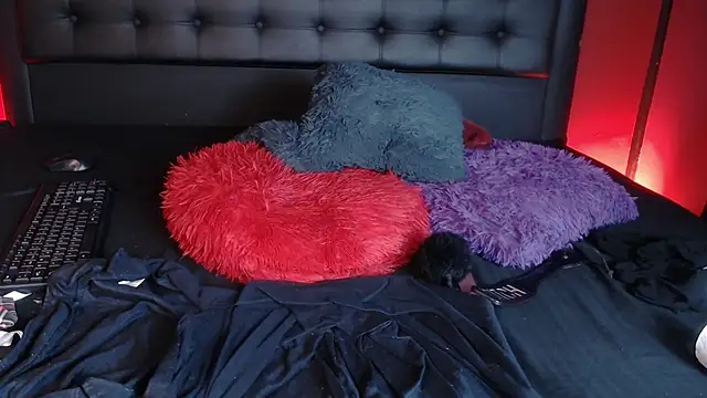 Nicole Brown1126 online show from 03-01-25, 10:02