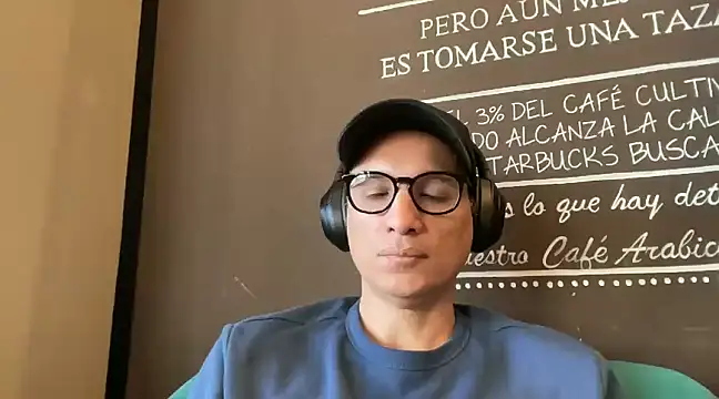 Snapshot of alex_ruiz85 chatting on 02-05-25, 03:09 alex ruiz85 online show from 02-05-25, 03:09