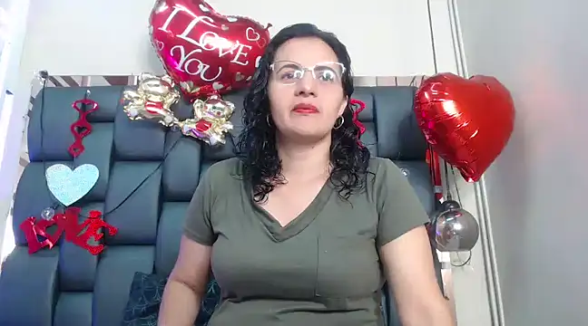 africa holmes online show from 02-13-25, 01:40