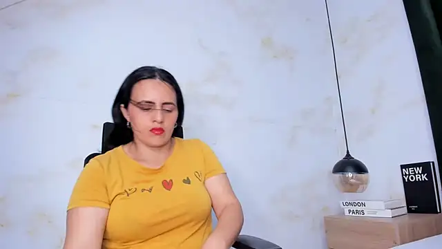 africa holmes online show from 09-11-25, 01:49