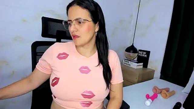 africa holmes online show from 11-13-25, 02:21