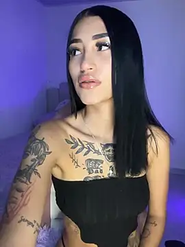 Cassie howard  online show from 12-18-24, 04:09