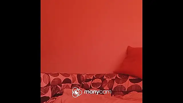 Snapshot of lunaxxxtreme chatting on 03-04-25, 11:08 lunaxxxtreme online show from 03-04-25, 11:08