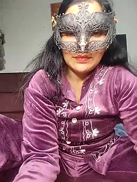 Snapshot of sexy_bhabhi69 chatting on 01-12-26, 04:56 sexy bhabhi69 online show from 01-12-26, 04:56