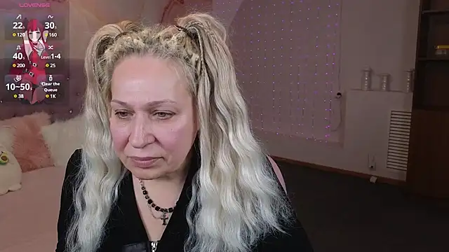 Penelope Pinky online show from 02-04-25, 02:32