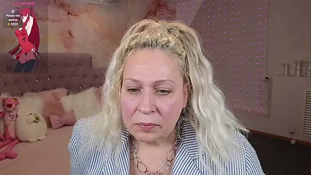 Penelope Pinky online show from 02-06-25, 02:26