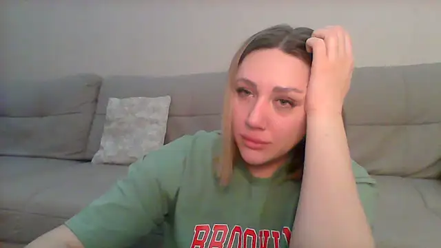 Snapshot of VickyLove047 chatting on 02-28-25, 08:39 VickyLove047 online show from 02-28-25, 08:39