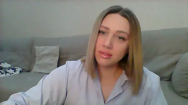 Snapshot of VickyLove047 chatting on 03-15-25, 04:57 VickyLove047 online show from 03-15-25, 04:57
