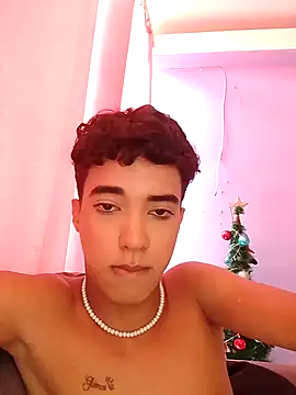 Hot kleo online show from 01-06-25, 09:32