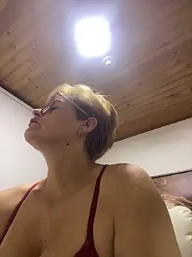 Adeellee  online show from 11-03-25, 10:05