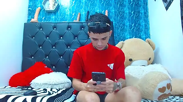 exotic hot couple online show from 03-07-25, 06:35