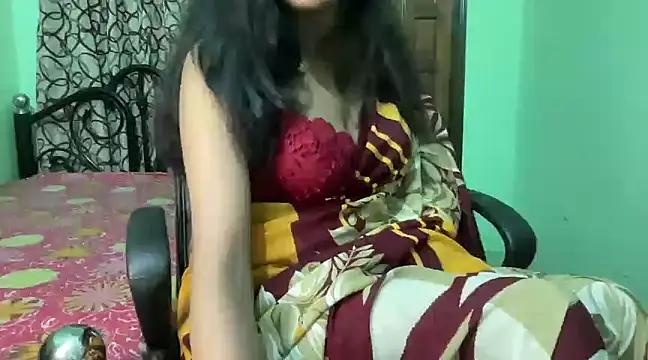 Snapshot of fairyC_for_u chatting on 02-24-25, 12:26 fairyC for u online show from 02-24-25, 12:26