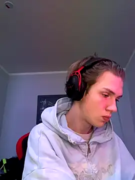 Wommeland online show from 10-23-25, 12:10