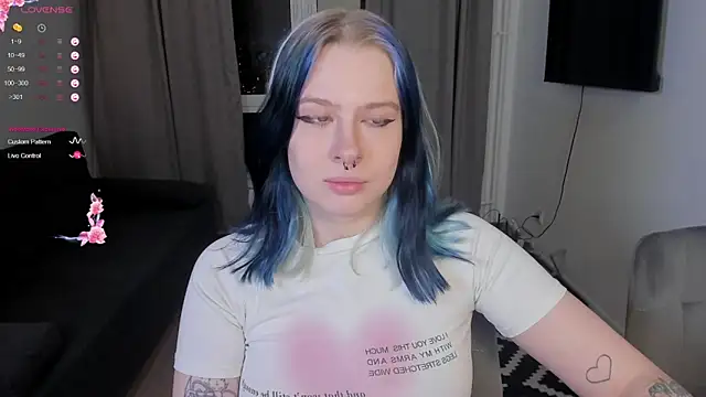 Snapshot of tender_kiitty chatting on 02-08-26, 07:06 tender kiitty online show from 02-08-26, 07:06