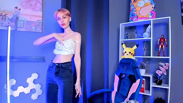 AlmeWood online show from 12-20-24, 06:02