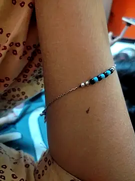 sunita-doll online show from 03-05-25, 05:08