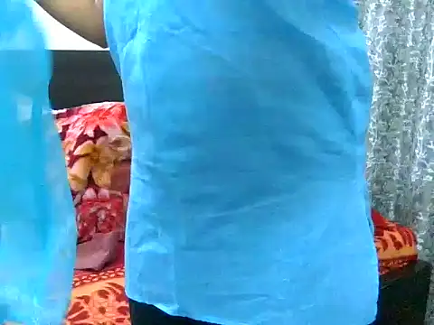 Snapshot of chavi_12 chatting on 01-03-25, 06:24 chavi 12 online show from 01-03-25, 06:24