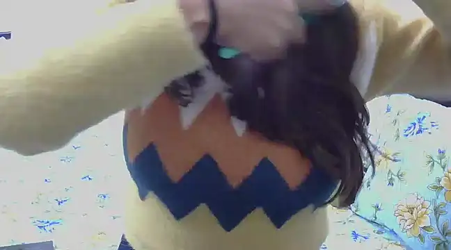 Snapshot of chavi_12 chatting on 02-07-25, 03:12 chavi 12 online show from 02-07-25, 03:12