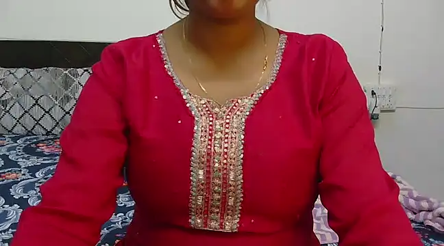 Snapshot of chavi_12 chatting on 03-10-25, 04:35 chavi 12 online show from 03-10-25, 04:35