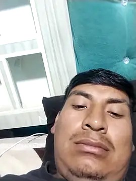 Snapshot of Ruizito27e chatting on 10-11-25, 02:22 Ruizito27e online show from 10-11-25, 02:22