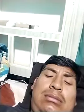 Snapshot of Ruizito27e chatting on 10-12-25, 10:09 Ruizito27e online show from 10-12-25, 10:09