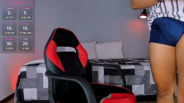 Snapshot of lucas_wellx chatting on 10-30-25, 12:01 lucas wellx online show from 10-30-25, 12:01