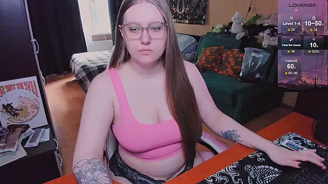 Alice Dreamgirl  online show from 05-26-26, 08:43