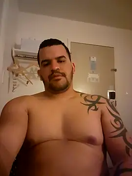 Snapshot of Latino2909 chatting on 03-02-25, 03:56 Latino2909 online show from 03-02-25, 03:56