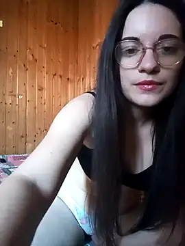 Snapshot of Eleni_Pappa chatting on 03-09-25, 03:49 Eleni Pappa online show from 03-09-25, 03:49