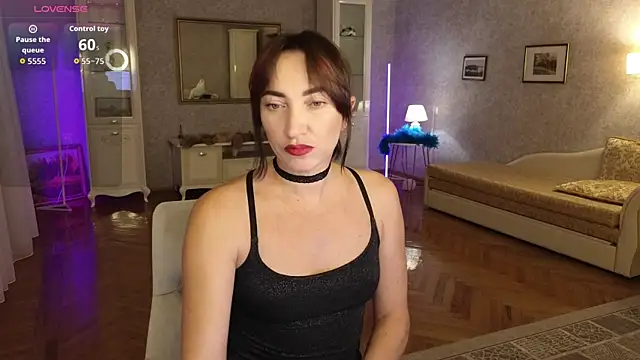 Snapshot of AnneHaddaway chatting on 09-30-25, 07:52 AnneHaddaway online show from 09-30-25, 07:52