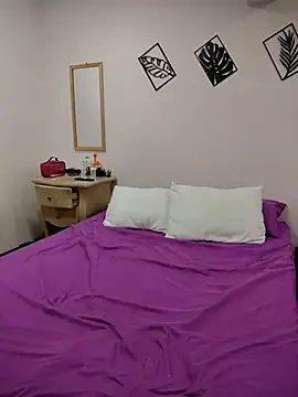 Miss balloonsmila online show from 02-19-25, 09:47