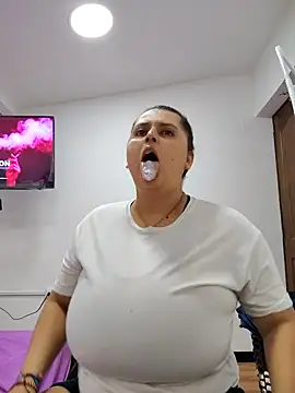 Miss balloonsmila online show from 11-30-25, 03:10