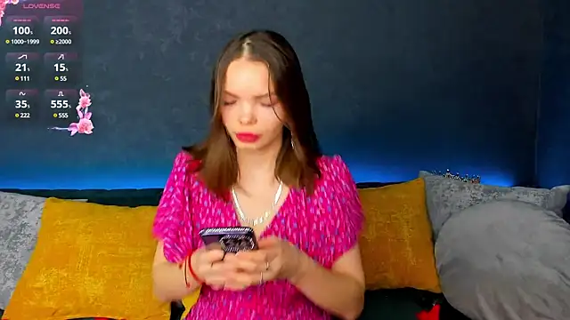 Curvy Dynamite  online show from 02-12-25, 01:19