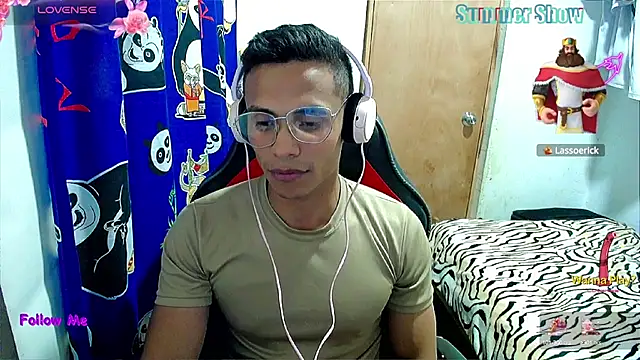 Snapshot of Willy_Mate chatting on 12-28-24, 07:55 Willy Mate online show from 12-28-24, 07:55