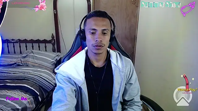 Snapshot of Willy_Mate chatting on 02-15-25, 02:26 Willy Mate online show from 02-15-25, 02:26