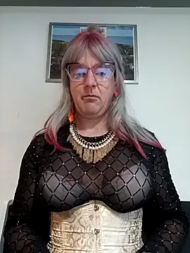 Snapshot of sexynadinets89 chatting on 02-14-25, 06:45 sexynadinets89 online show from 02-14-25, 06:45