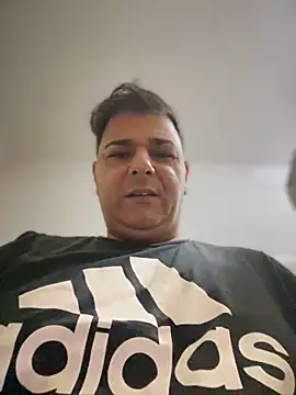 SecretlyDD online show from 02-11-25, 05:37