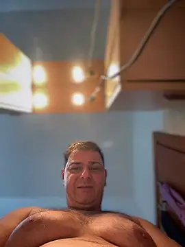 SecretlyDD online show from 02-11-25, 08:48