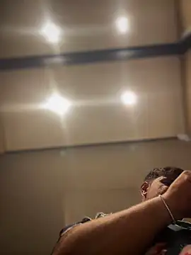 SecretlyDD online show from 09-10-25, 10:48